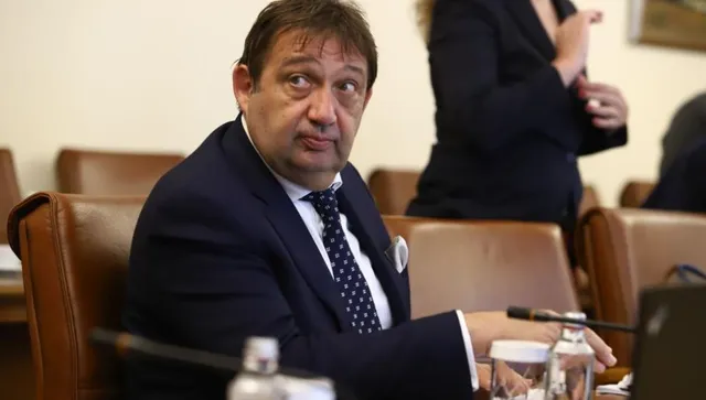 Регионалният министър със стряскащи разкрития за строителния бранш