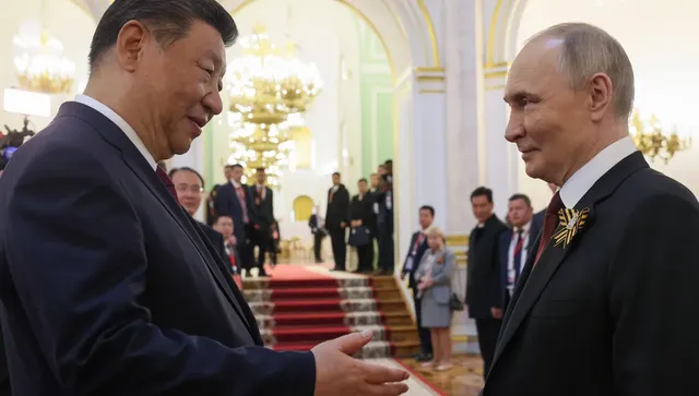 Си пуснал на Путин саундтрака от разпада на СССР и политическите преврати