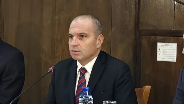 Вицепремиерът разпореди пощата в с. Караисен да бъде отворена още утре