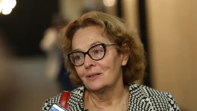 Коларова: Йотова много добре е преценила момента, защото ПБ неизбежно я очаква тежка криза