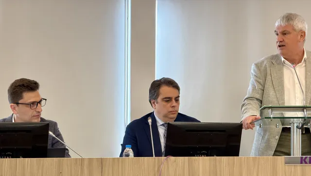 Василев пред КНСБ: Броят на министерствата трябва да се намали, да има антикризисни мерки и подкрепа за младите семейства