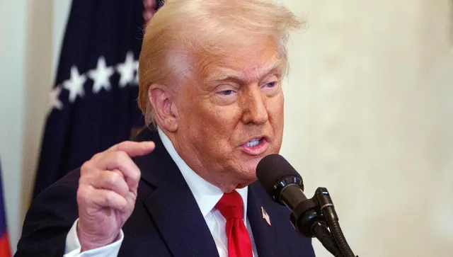 Една година на власт: Тръмп  бълва брутални обиди и заплахи във всички посоки 