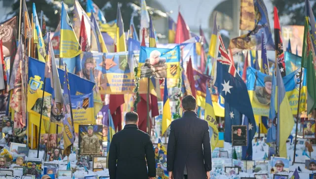Зеленски и Рюте почетоха паметта на загиналите воини на Майдана в Киев 