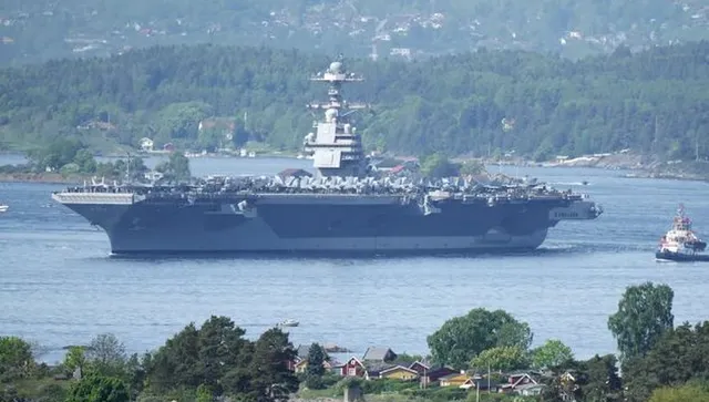 Най-големият самолетоносач на САЩ пристигна във военната база на НАТО в Крит
