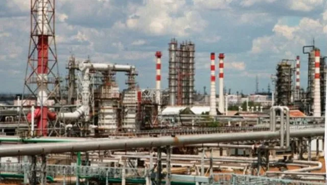 Украински дронове парализираха една от големите руски рафинерии на "Лукойл"
