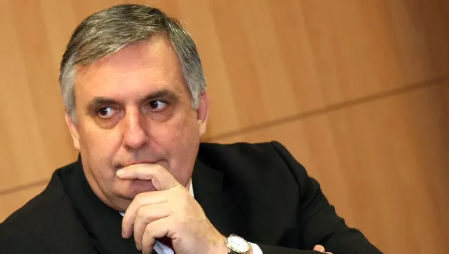 Калфин: Много е опасно Радев да говори за православни семейства и кръстоносни походи