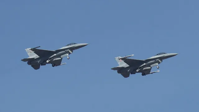 Румъния вдигна два изтребителя F-16 след като беше засечен дрон