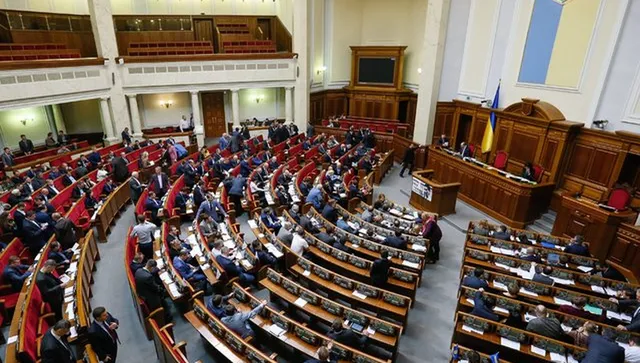 В опит да отблокира пътя към ЕС: Украйна променя закон за малцинствата след натиск от Будапеща