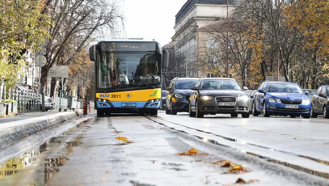 Транспортът в София ще работи в Новогодишната нощ, метровлаковете ще са през 20-30 минути