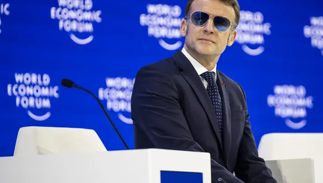 Макрон: От френските военноморски сили са се качили на борда на петролен танкер от Русия в Средиземно море 