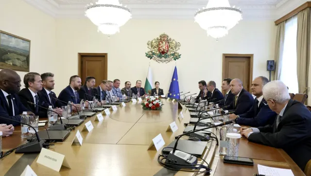 Румен Радев пред  американска бизнес делегация: Правителството генерира олитическата стабилност