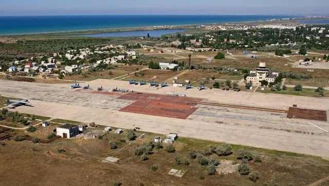 ВСУ поразиха кулата на военното летище "Саки" в Крим и ретранслатор за управление на дронове