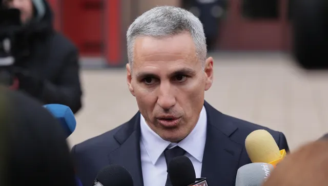 Гюров става служебен премиер, утре се среща с Йотова