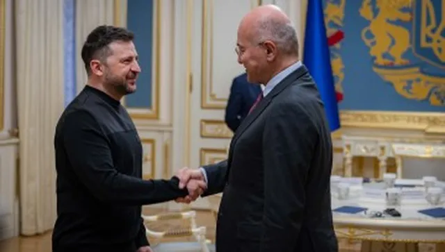 Зеленски: Украйна не губи войната, напротив бързо напредва на фронта