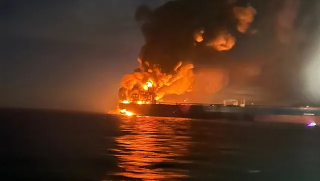 Украйна разби танкер за 30 млн. долара от руския „сенчест флот“ в Черно море