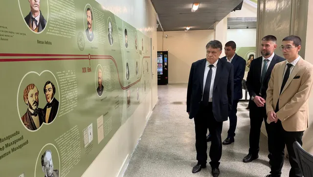 „Алея на будителите“ посреща ученици в Пловдив
