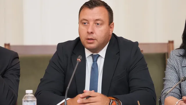 „Възраждане“ поиска прекратяване на споразумението с Украйна 