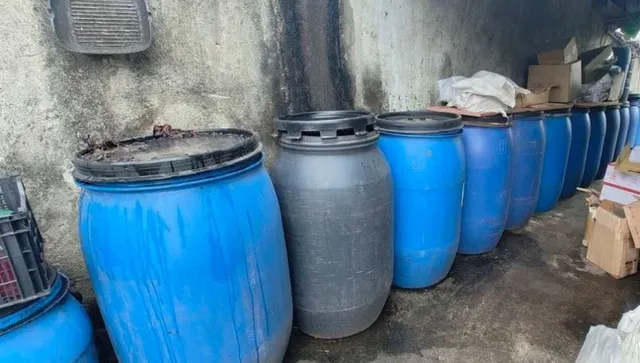 Митничари иззеха над 2000 литра незаконен етилов алкохол във Варна