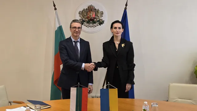 България е готова да предостави трансформатори за възстановяване на бомбардирана украинска ТЕЦ