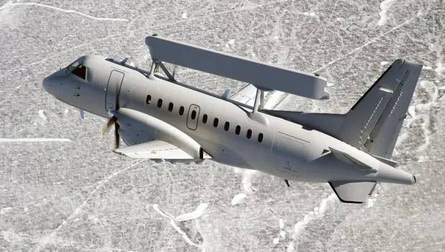 Тайният коз на Киев: самолет Saab 340 засечен над Украйна