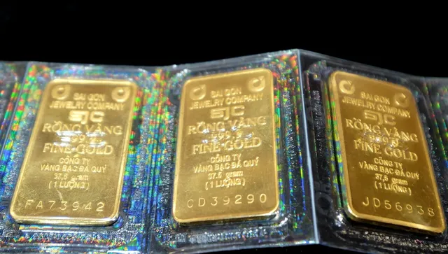 Златото надскочи предните си ценови рекорди и стигна 4380 долара за унция