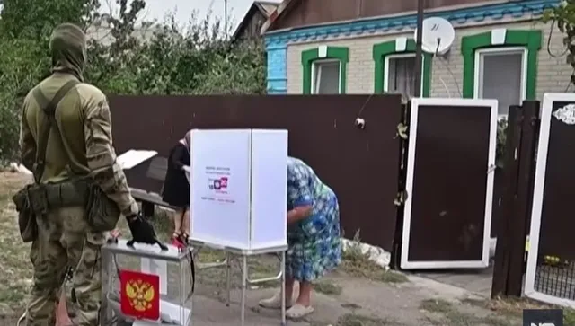 Избори под автомат: В Донецка област започнаха първите избори за руската Дума (Видео)