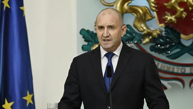 Ройтерс, АФП, Синхуа: Румен Радев даде знак, че гледа към парламентарните избори