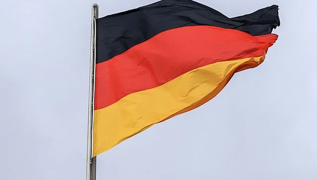 Германия отхвърли обвиненията на Ванс за намеса на ЕС в унгарските избори