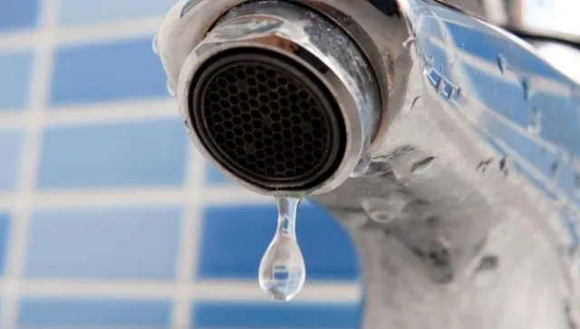 МРРБ: ВиК операторите с държавно участие запазват цената на водата от 1 януари