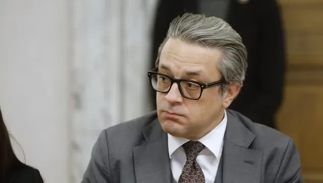 Биков: Управлението води към нова политическа криза много по-бързо от очакванията