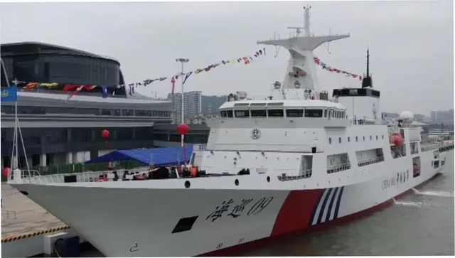 South China Morning Post: Пекин изпрати към Тайван флотилия с най-големия си патрулен кораб 