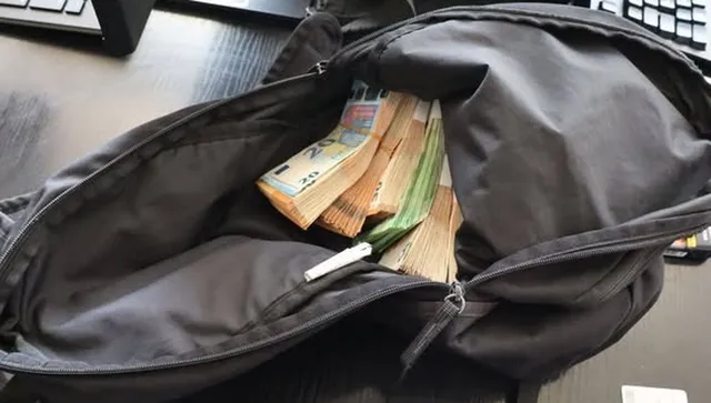 МВР: Задържахме двама с раници, натъпкани с близо 90 000 евро за купуване на гласове