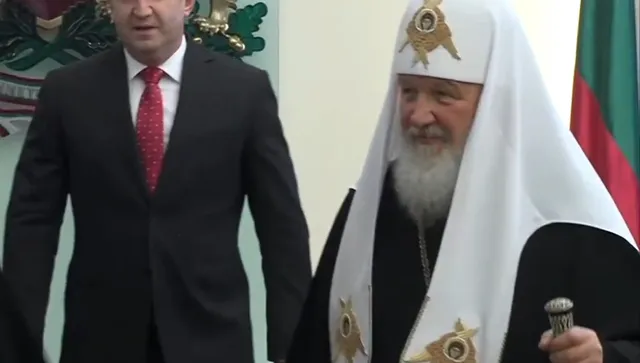 Новая газета: Ветото на Радев срещу включването на Гундяев в санкционните списъци е позорно