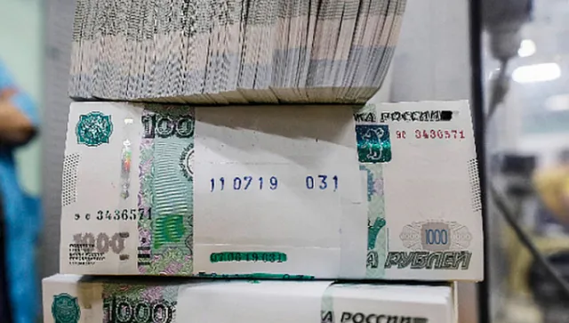 Бюджетът на Русия губи основния си източник на приходи: нефтогазовите постъпления са намалели с ...