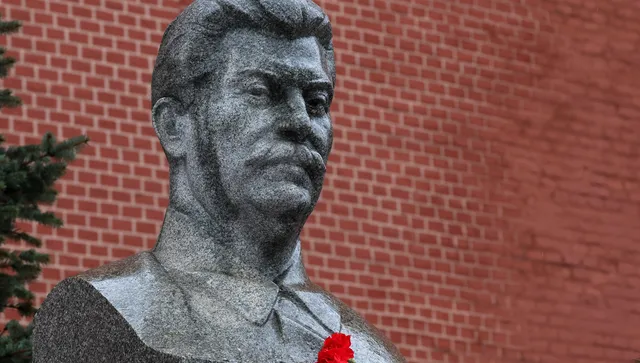 Радзински: Мартенските иди са фатални и за господарите на Кремъл! Бог спря Сталин, който готвеше Апокалипсис