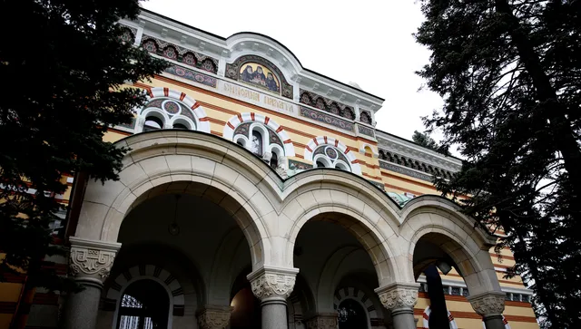  Синодът отказа да подкрепи позицията Радев за руския Кирил, Даниил я намира за „смела“  