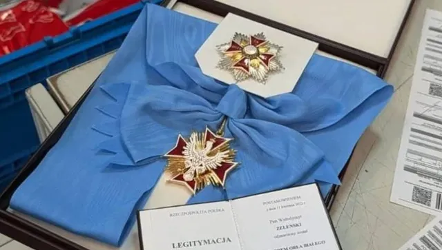 Трима президенти на Украйна върнаха на Полша ордените си, след като Навроцки лиши Зеленски от висше отличие