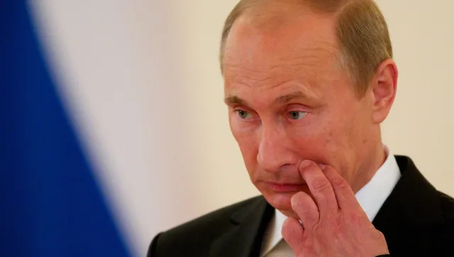 Фабрика за чорапи "Владимир Путин" - паралелната реалност на оглушалия руски диктатор 