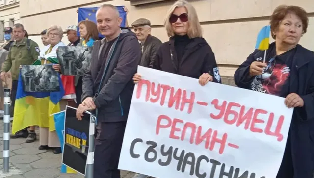 Арогантността на мълчанието: как институциите ни симулират разсеяност пред разгула на руската пропаганда 