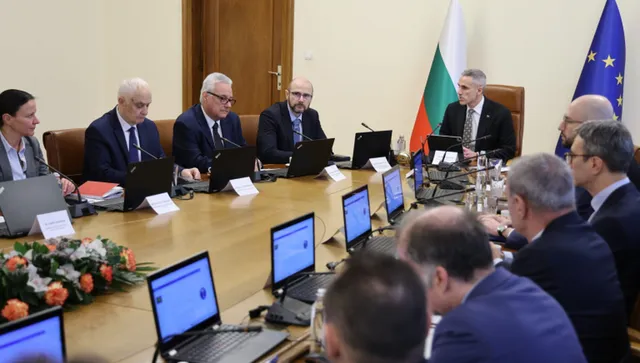 Гюров: Правителството е легитимно, защото е легитимна борбата на българите да гласуват свободно