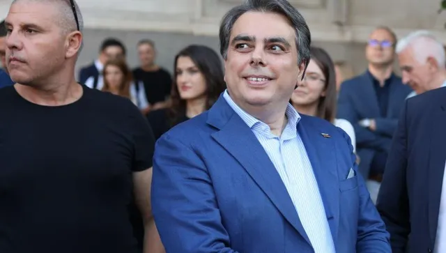 ПП-ДБ не се  отказват! Внасят вот на недоверие, въпреки оттеглянето на Бюджет 2026