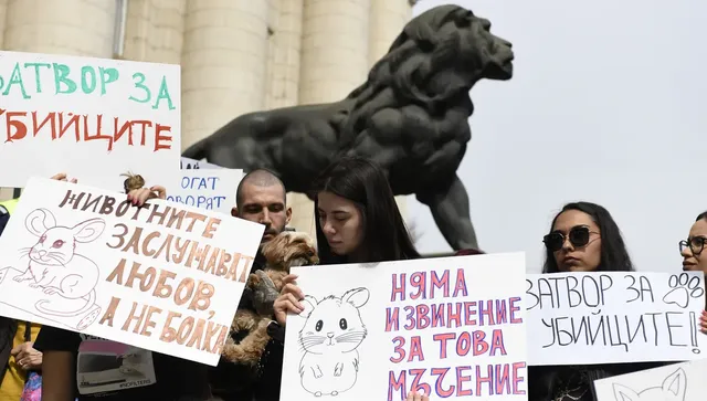 Садистичните мъчители на животни Габриела и Красимир остават в ареста 