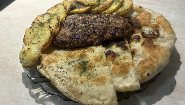 Тюхлавица с патато (неустоимият вкус на Родопите)