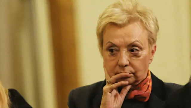 Диана Дамянова: Андрей Гюров  заменя калинки на ГЕРБ с калинки на ПП