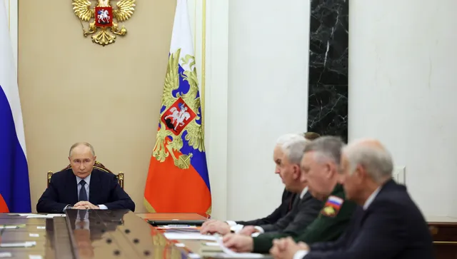 Дипломат:  Путин е в катастрофична ситуация преди 9 май. Козовете на Зеленски се оказаха силни
