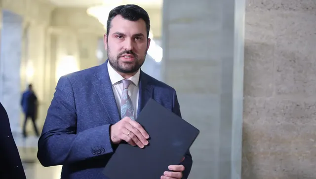  Георг Георгиев: Президентството е било  най-голямата политическа централа,   платена с данъците на хората