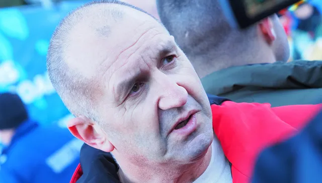 Британският в. „Телеграф“: Победа на проруския  евроскептик  Румен Радев би зарадвала Кремъл