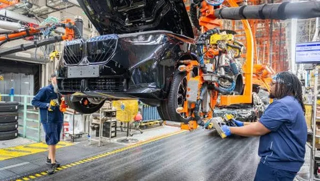 BMW съкращава 8000 служители в Германия заради натиска от митата и китайските коли 