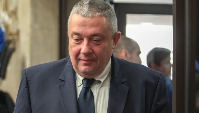 Илия Лазаров: ПП и ДБ дори не искат Гюров за президент - той е марионетка, Румяна Бъчварова управляваше държавата