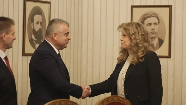 АПС към Йотова: Искаме Гюров за служебен премиер, върнете промените в Изборния кодекс